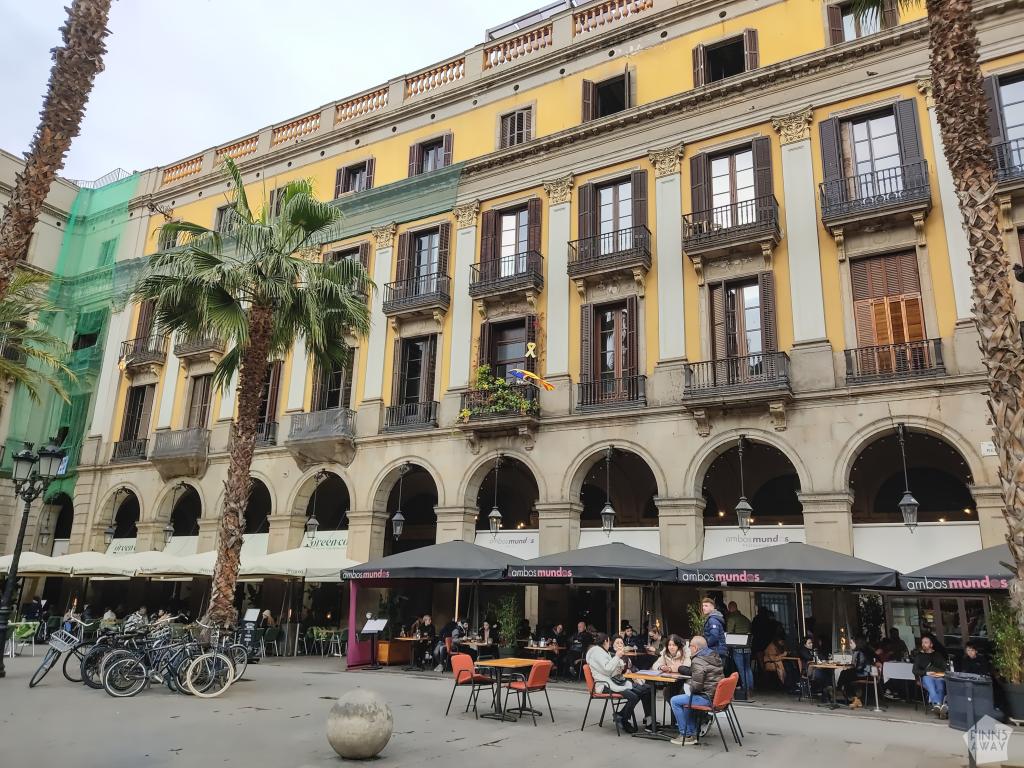 Plaça Reial, Barcelona | Barcelona ja Sitges 2022 | InTravel