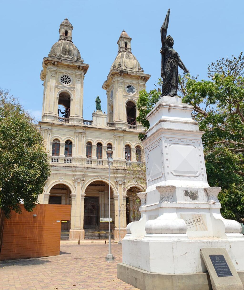 InTravel - Seikkailu Kolumbiassa vei suurkaupungeista rantakohteisiin Iglesia San José, Barranquilla | Kolumbia | InTravel blogii