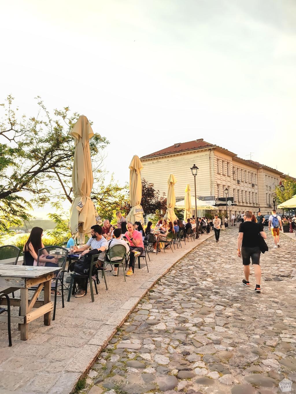 InTravel - Pitkin poikin Serbiaa Belgradista Stara Planinaan Iltakävelyllä Belgradin vanhassa osassa | Serbia | InTravel