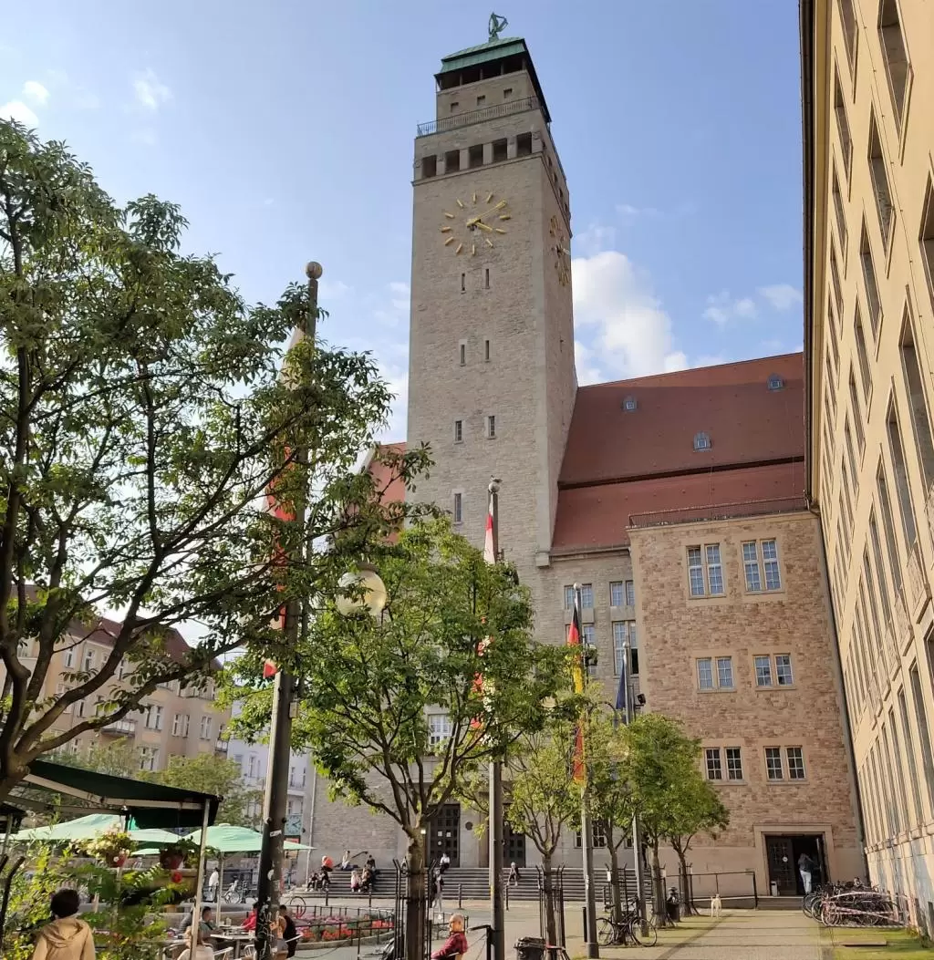 Rathause Neukölln | Neukölln Berliini | InTravel