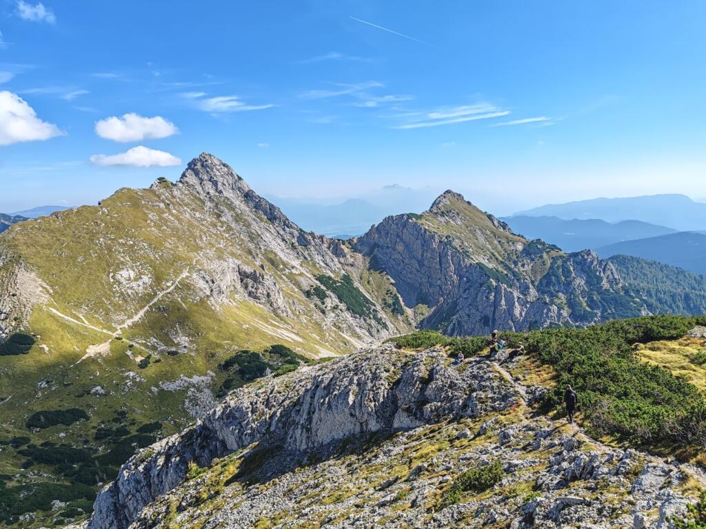 InTravel - Vuosikooste 2024 - nomadielämää kolmella mantereella Patikoimassa Julinisilla Alpeilla, Slovenia | InTravel