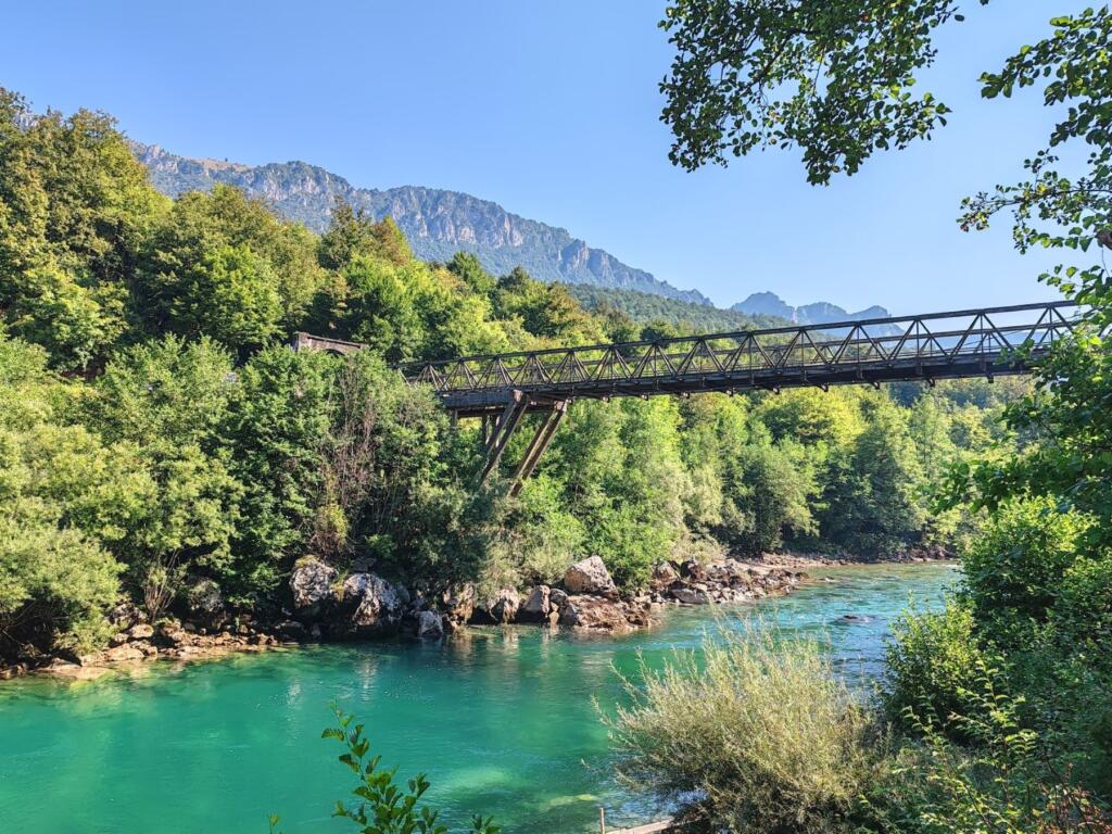 Rajasilta Bosnia-Hertsegovinasta Montenegroon Humissa | road trip Balkanin maissa | Autolla Balkanilla | InTravel