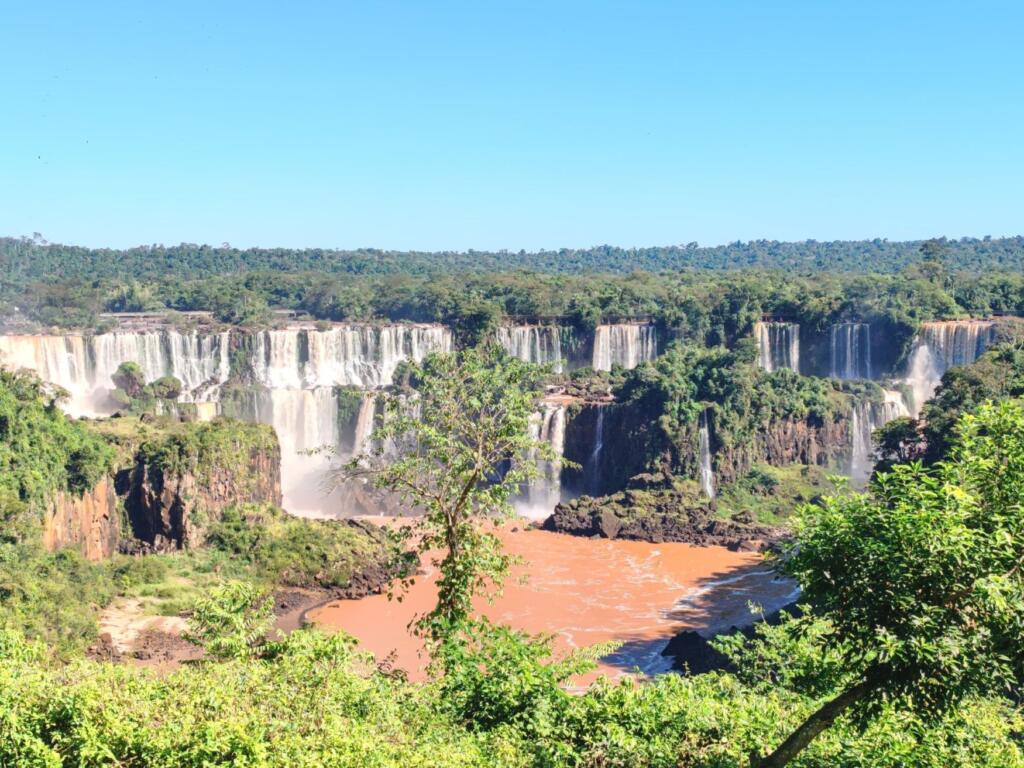 InTravel - Tyrmäävän upeat Iguassun putoukset Brasilian ja Argentiinan rajalla Iguassun putoukset | Iguassun putoukset Brasilian ja Argentiinan rajalla | InTravel blogi