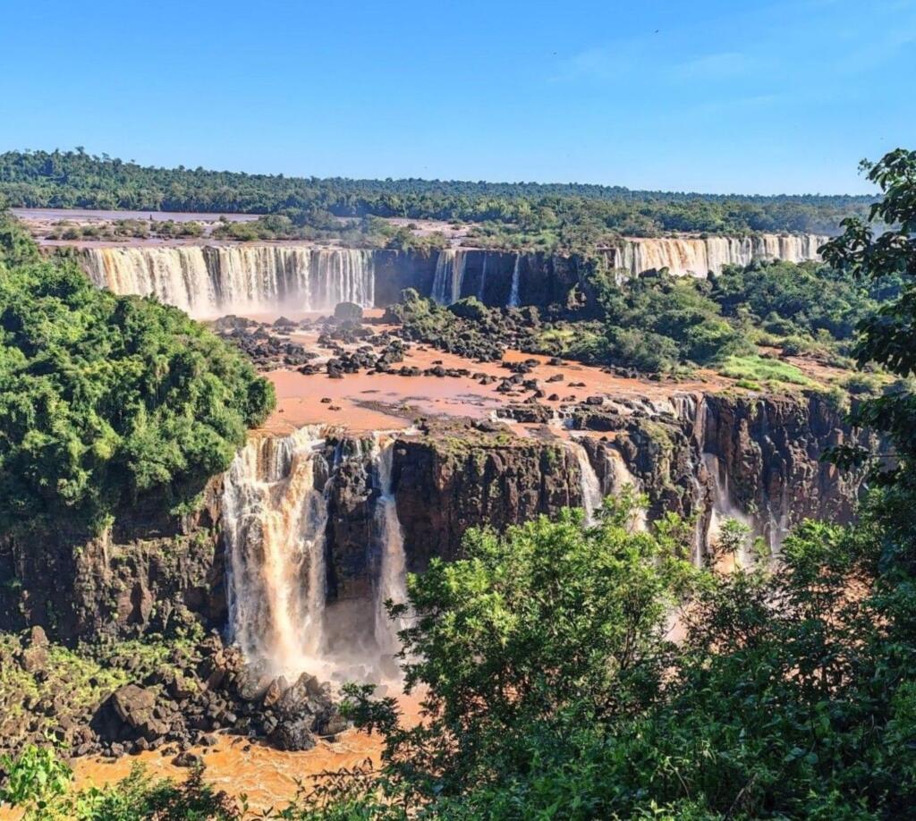 InTravel - Tyrmäävän upeat Iguassun putoukset Brasilian ja Argentiinan rajalla Iguassun putoukset | Iguassun putoukset Brasilian ja Argentiinan rajalla | InTravel blogi