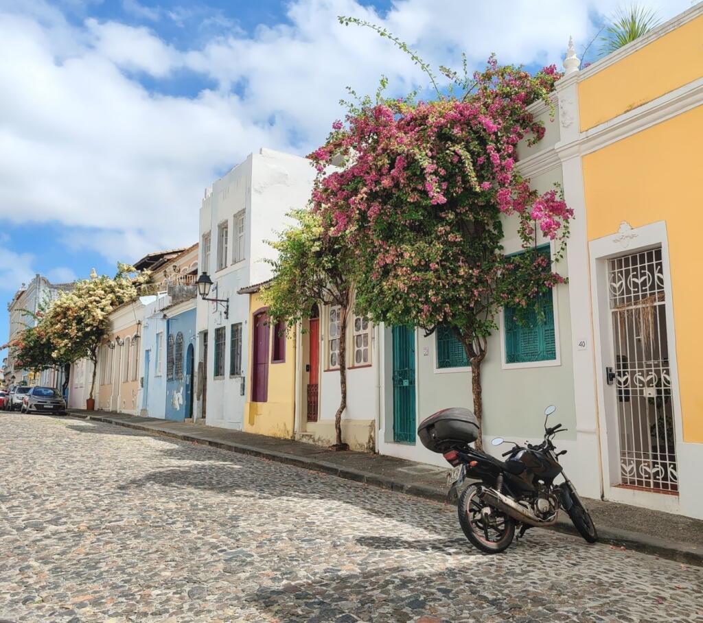 InTravel - Kaupunkikulttuuria, historiaa ja rantoja Brasilian Belémissä, Reficessa ja Salvadorissa Katu Pelourinhossa, Salvadorin vanhassa keskustassa | Brasilian Belém, Refice ja Salvador | InTravel blogi