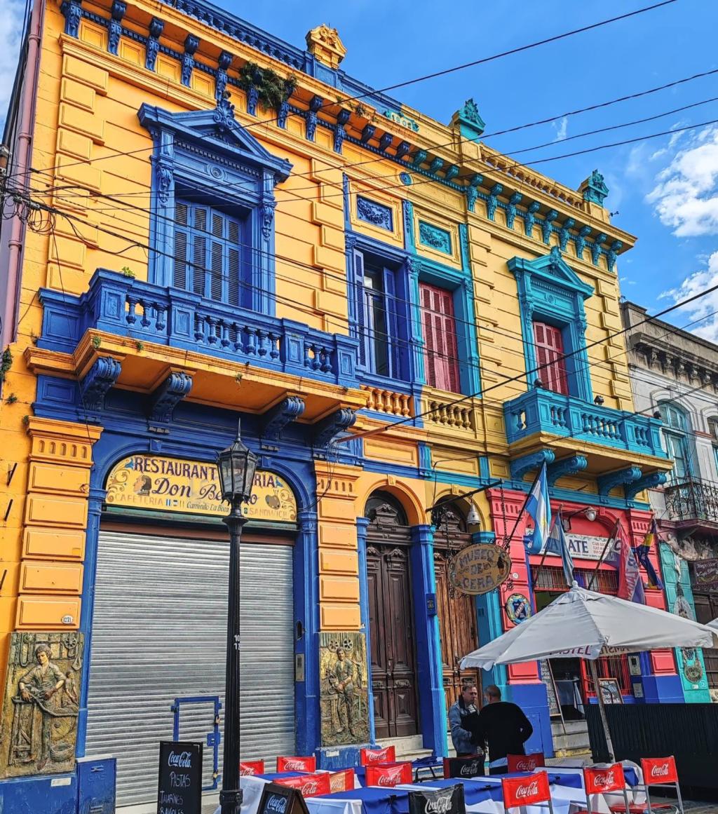 Värikäs ravintolarakennus La Bocassa | Buenos Aires, Argentiinan viehättävä pääkaupunki | InTravel blogi