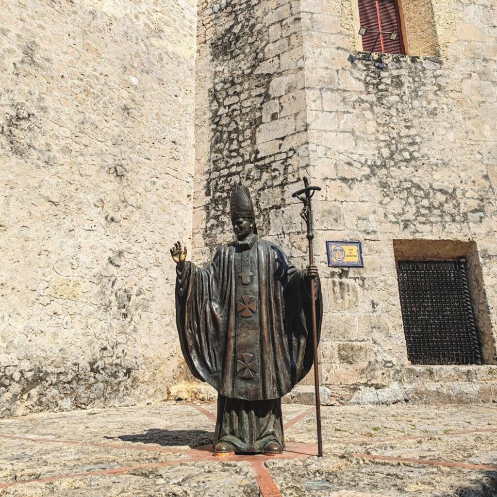 InTravel - Kolumbian ihastuttava Cartagena on täynnä värejä ja siirtomaa-ajan historiaa The John Paul II Monument | Ihastuttava Cartagena, Kolumbia | InTravel blogi