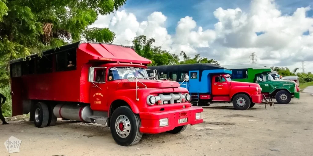 Camiones-truckit toimivat pitkän matkan busseina | Kuuba | InTravel blogi