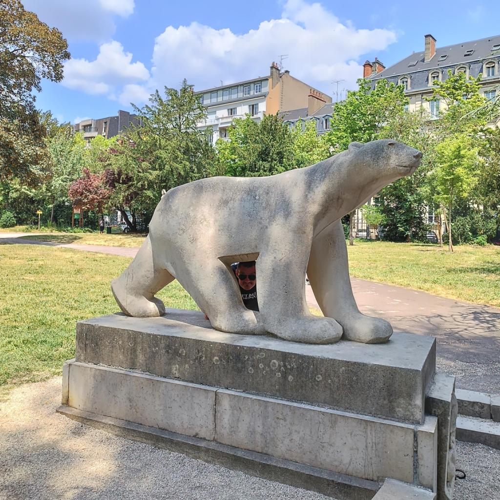InTravel - Dijonin kautta Alsaceen ja halki Saksan kohti pohjoista Pompon Bear, Dijon | Road trip halki Saksan ja Ranskan | InTravel