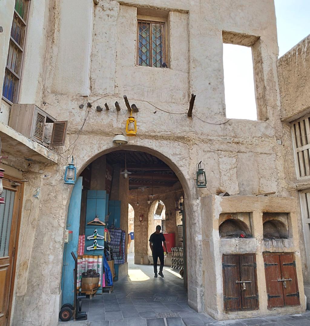Traditional buildings in Souq Waqif, Doha, Qatar | Dohan stopoverin kautta Nairobiin | InTravel blogi