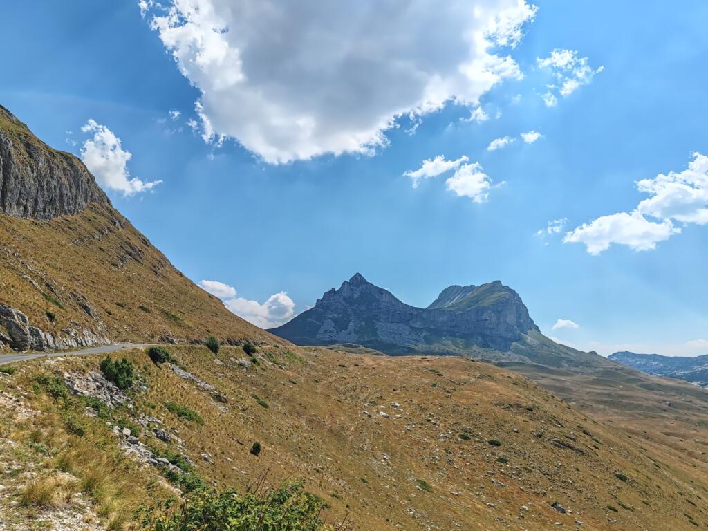 Durmitorin kansallispuisto, Montenegro | road trip Balkanin maissa | Autolla Balkanilla | InTravel