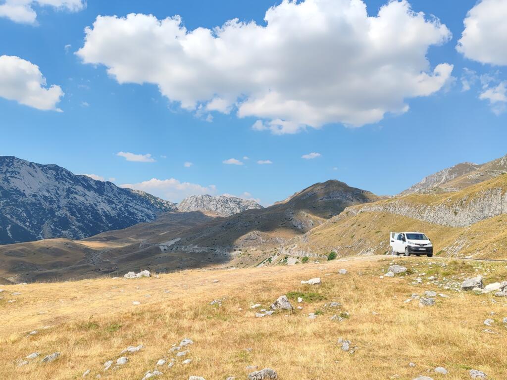 Durmitorin kansallispuisto, Montenegro | road trip Balkanin maissa | Autolla Balkanilla | InTravel