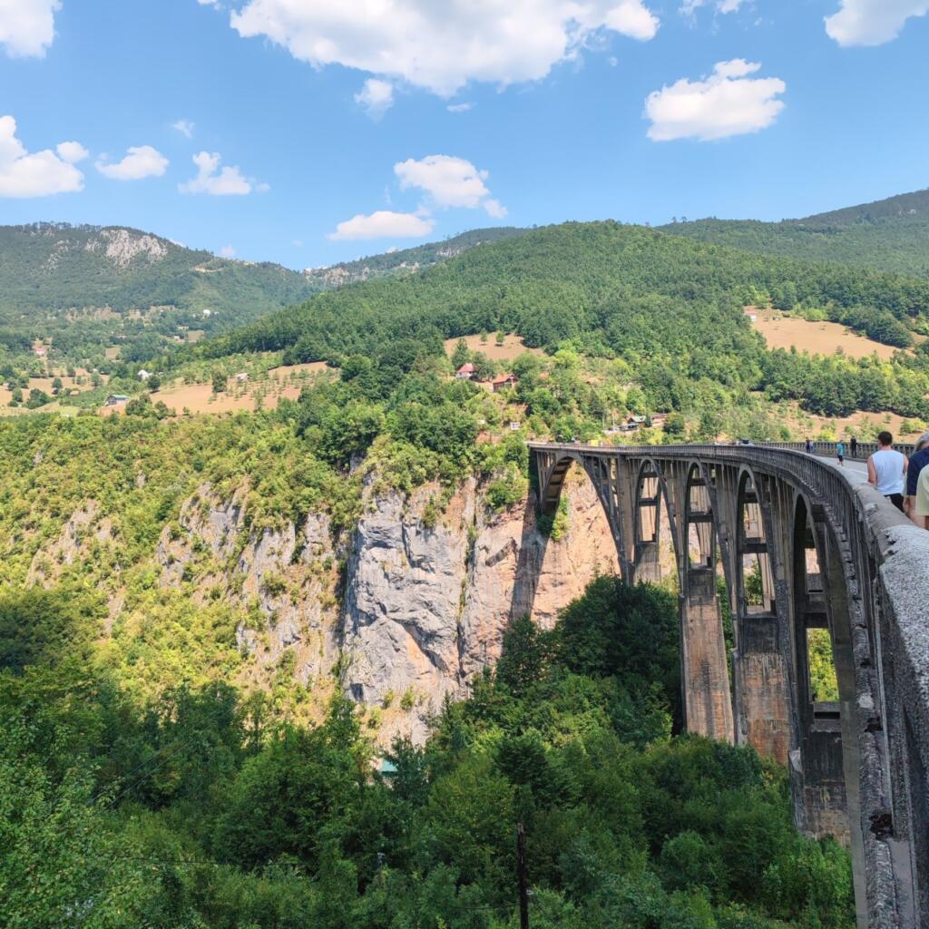 Taran silta, Montenegro | road trip Balkanin maissa | Autolla Balkanilla | InTravel