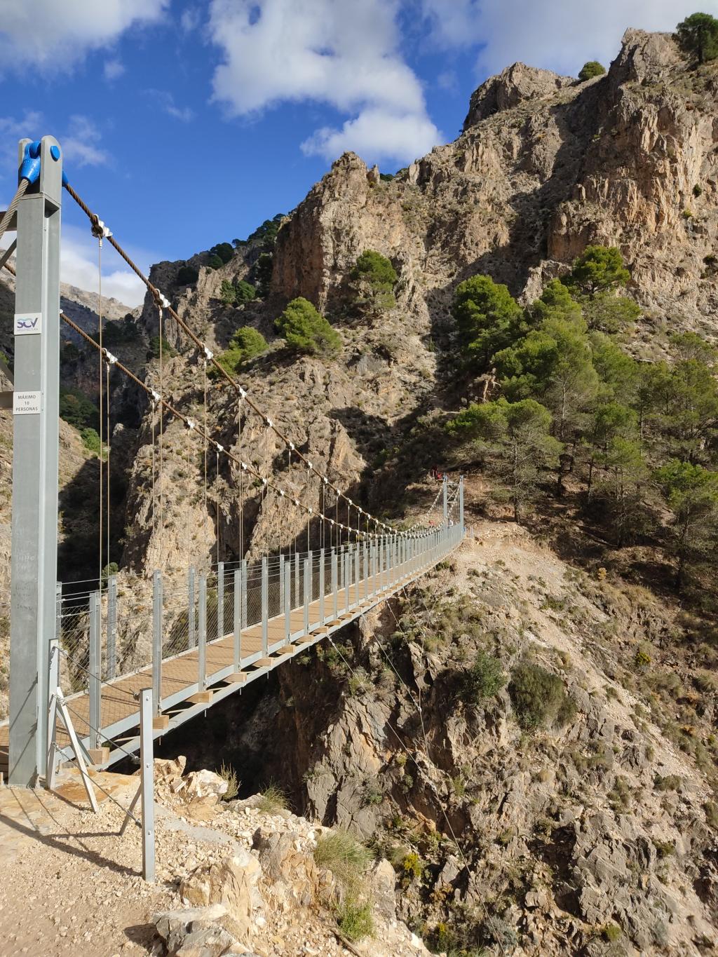 Suspension bridge in El Saltillo hike, Canillas se Aceituno, Andalusia