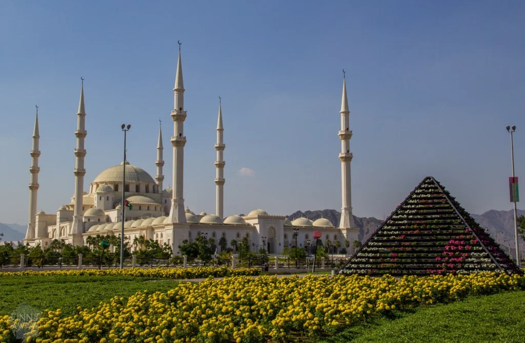 Grand Mosque, Fujaira | Arabiemiraatit | InTravel blogi