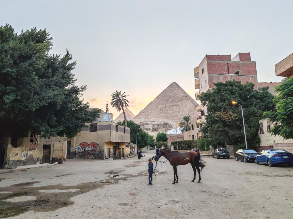 Pyramidi-Gizan katumaisemaa | Giza ja Kairo, Egypti | InTravel