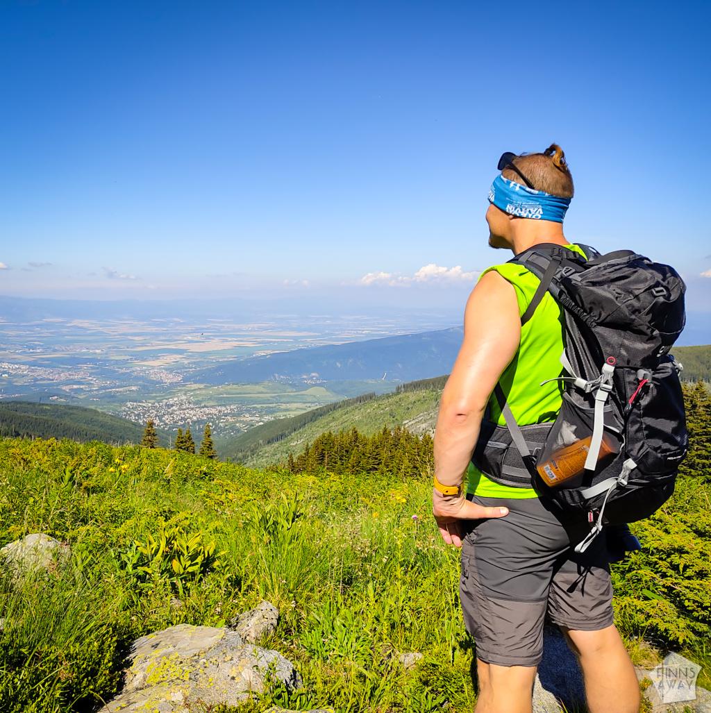Patikoimassa Vitosha vuorella Bulgariassa | Nomadin luottovarusteet | InTravel blogi