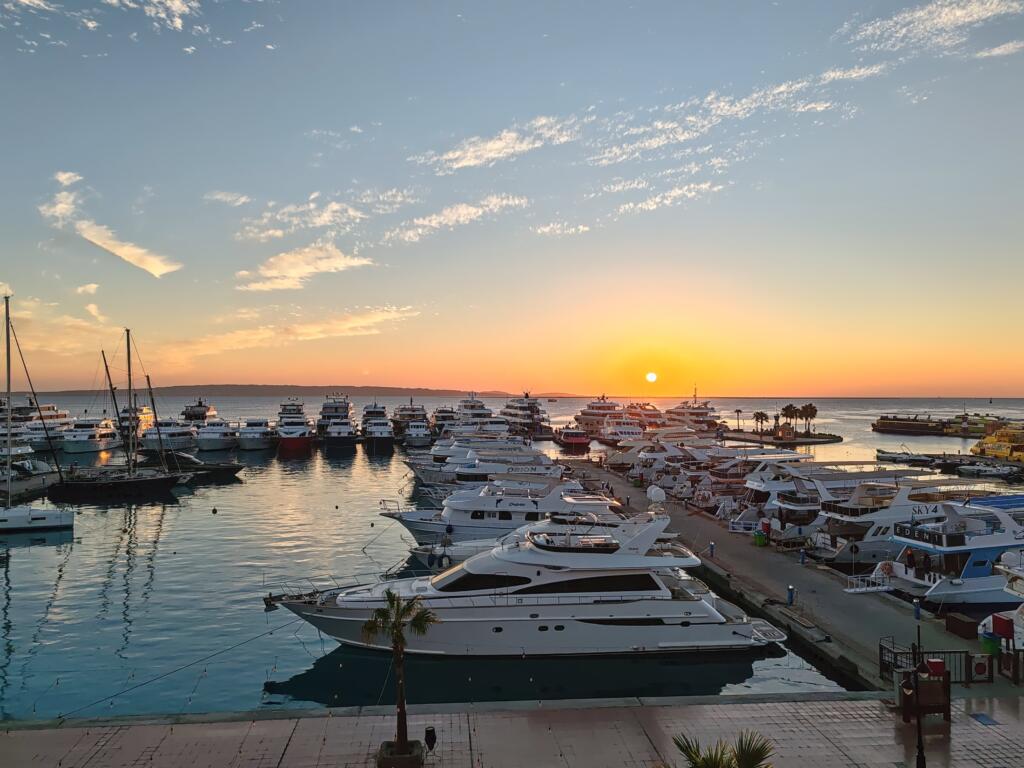 Sunset at Hurghada Marina | Hurghada ja El Gouna, Egypti | InTravel
