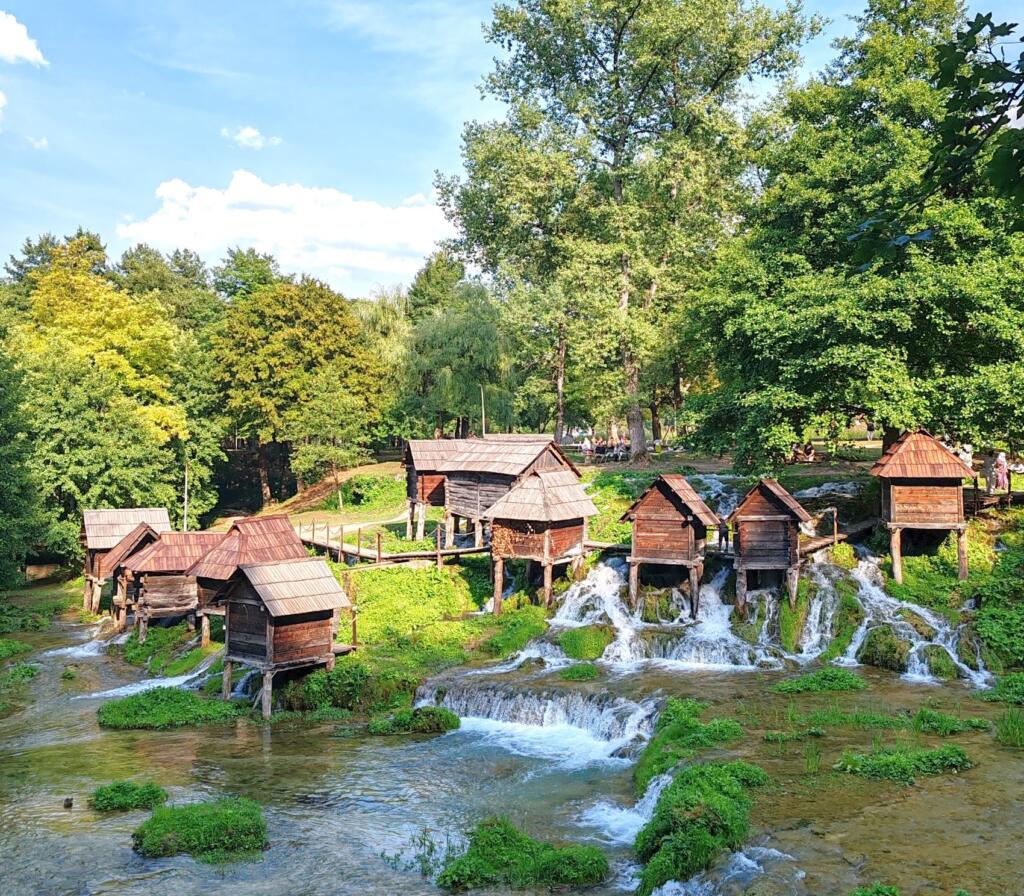 Jajcen vanhat myllyt, Bosnia Herzegovina | Road trip Balkanin maissa | Autolla Balkanilla | InTravel