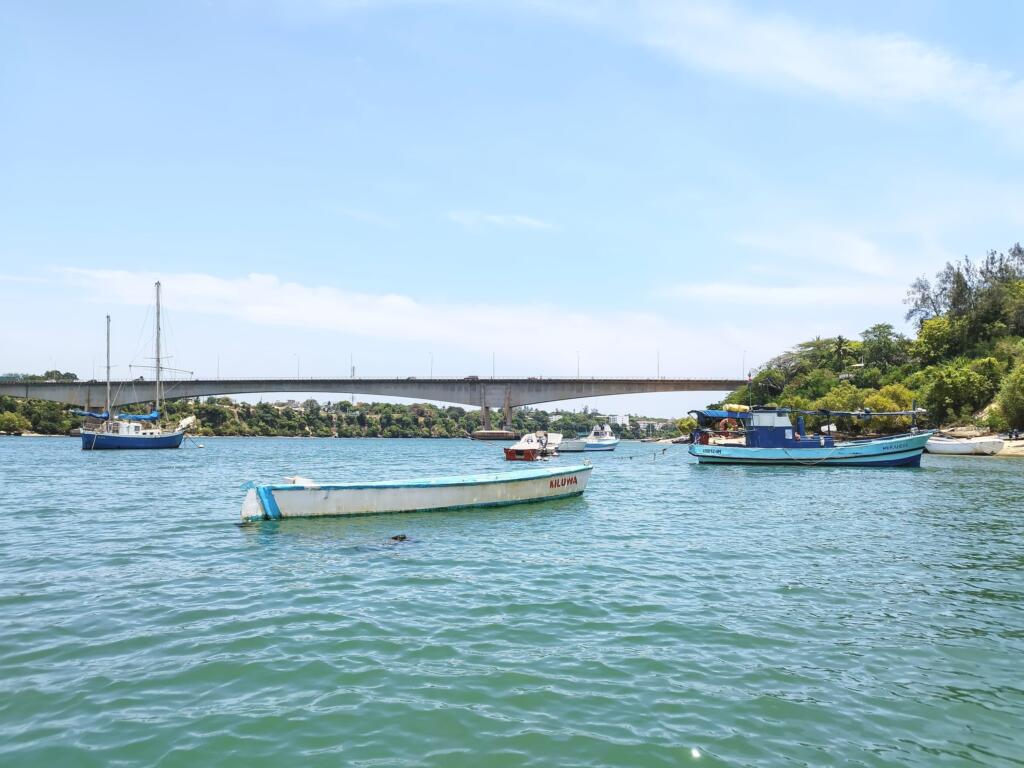 InTravel - Kilifi Kenian rannikolla ja Afrikka-yhteenveto Kilifi Creek ja kalastusveneitä | Kilifi on rento biitsikohde Kenian rannikolla | InTravel