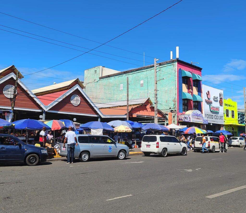 Kingston Down Town | Reppureissu Jamaikalla | InTravel blogi
