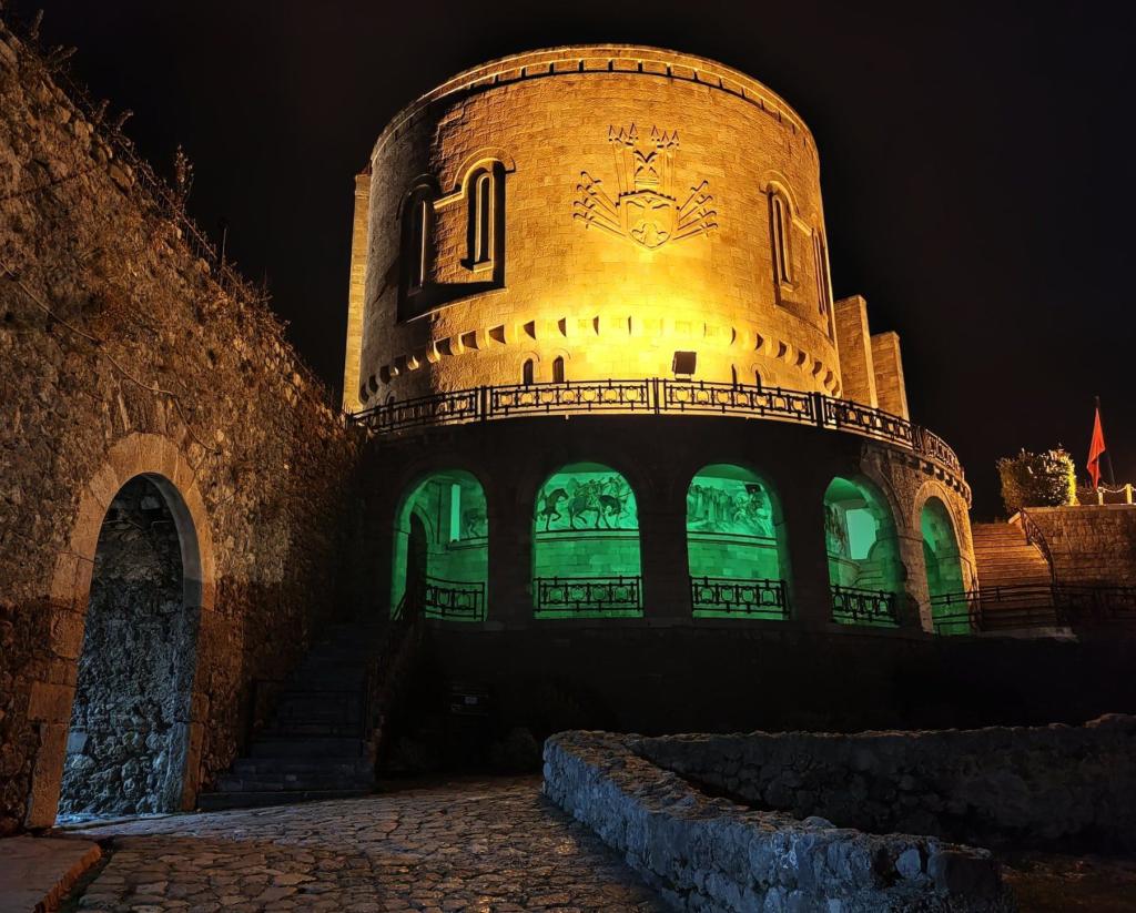 Krujan linnoitus | Albania: Kruja, Tirana ja rannikkoa | InTravel