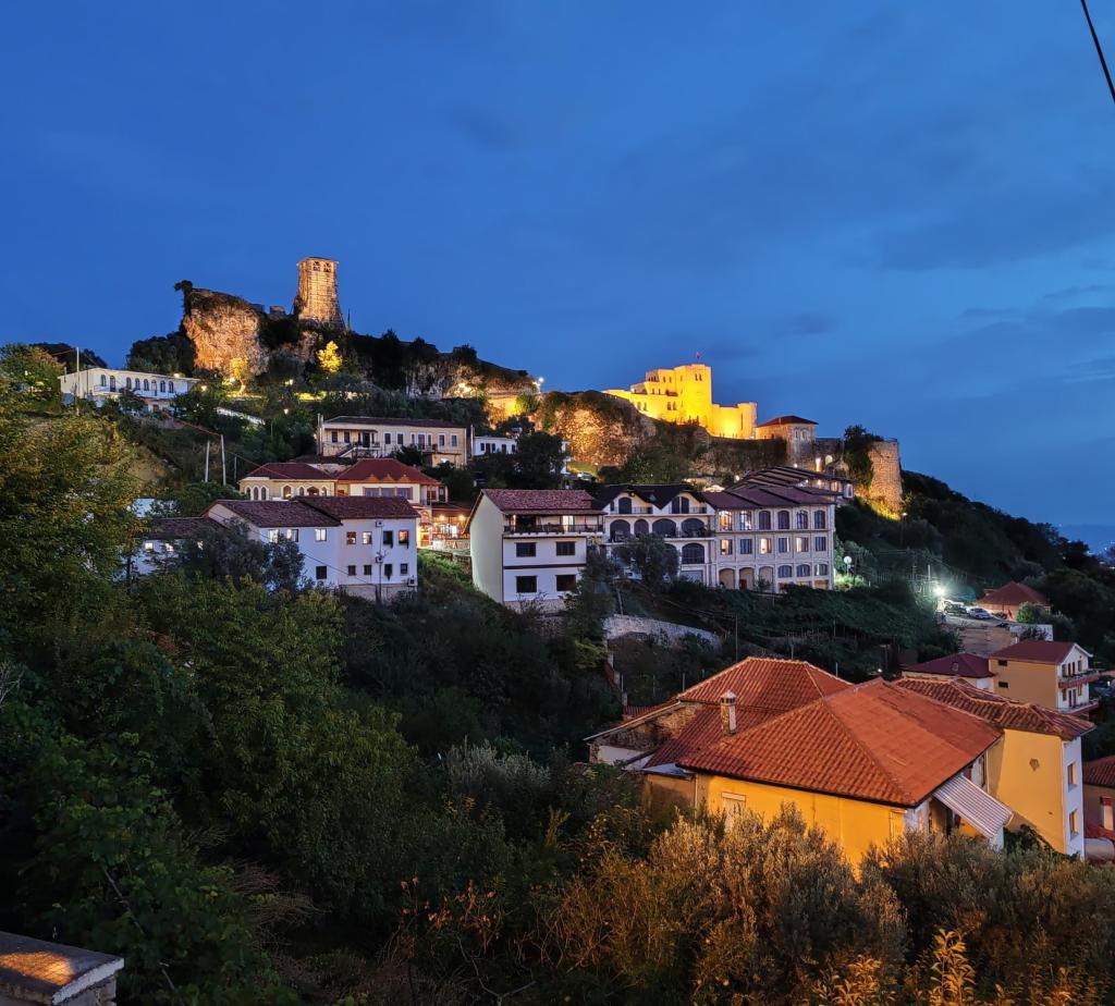 Krujan linnoitus | Albania: Kruja, Tirana ja rannikkoa | InTravel