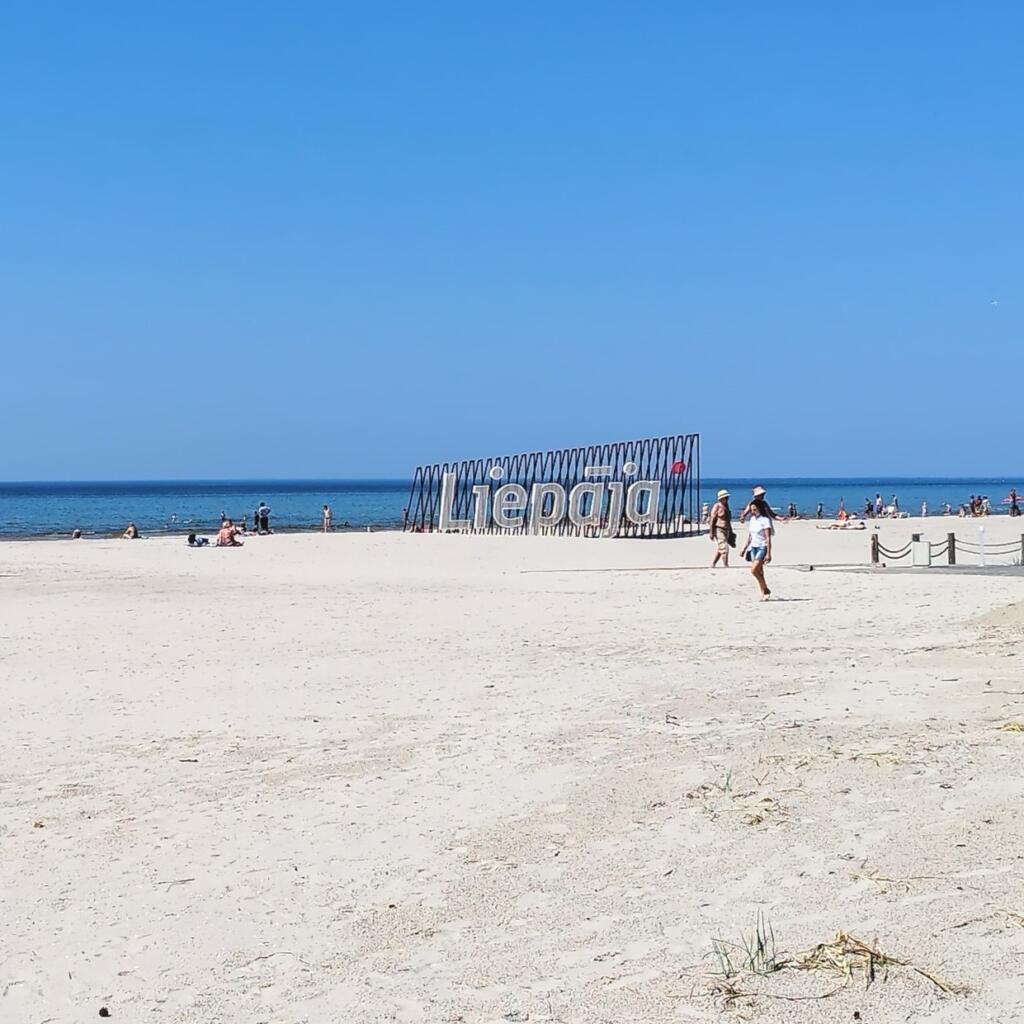 Liepajan hiekkaranta | Euroopan road trip: Halki Baltian rannikon kautta | InTravel blogi
