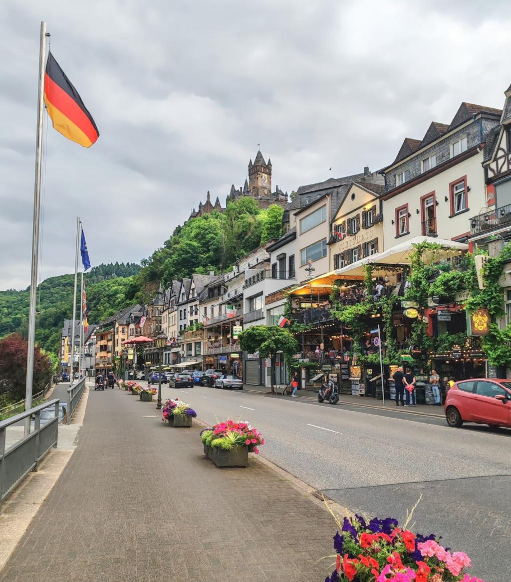Cochem, Saksa | Autolla Euroopassa: Ranskasta Suomeen Norjan kautta | InTravel