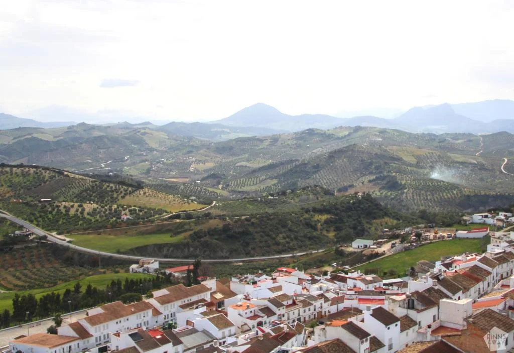 InTravel - Andalusian aarteita: Road trip valkoisissa kaupungeissa ja surffikylissä Maisema Olverasta | Andalusia, Espanja | InTravel