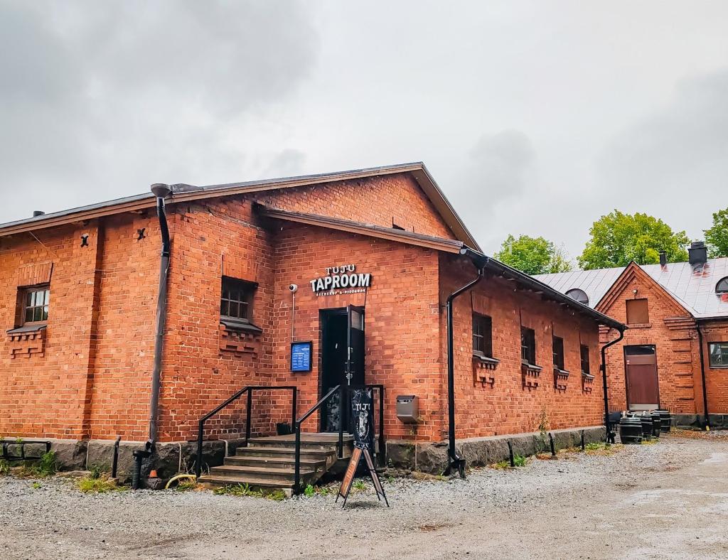 Tuju Taproom, Lappeenrannan Rakuunamäki | Kesäturistina Suomessa ja road trip halki Itä-Euroopan | InTravel