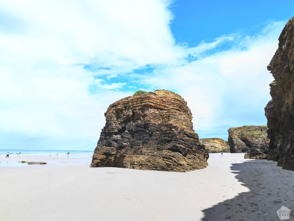 InTravel - Luoteis-Espanjan hurmaa rannikkomaisemilla, vehreydellä ja historiallisilla kaupungeilla Playa de las Catedrales, Galicia, Spain