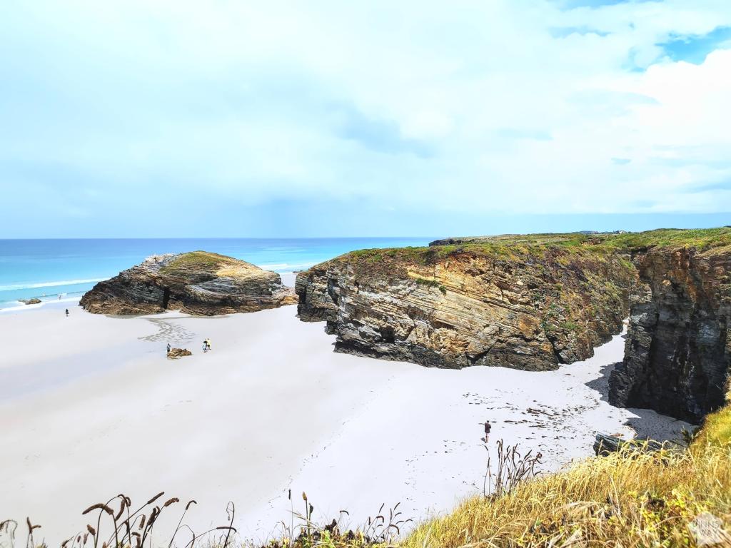 InTravel - Luoteis-Espanjan hurmaa rannikkomaisemilla, vehreydellä ja historiallisilla kaupungeilla Playa de las Catedrales, Galicia, Spain
