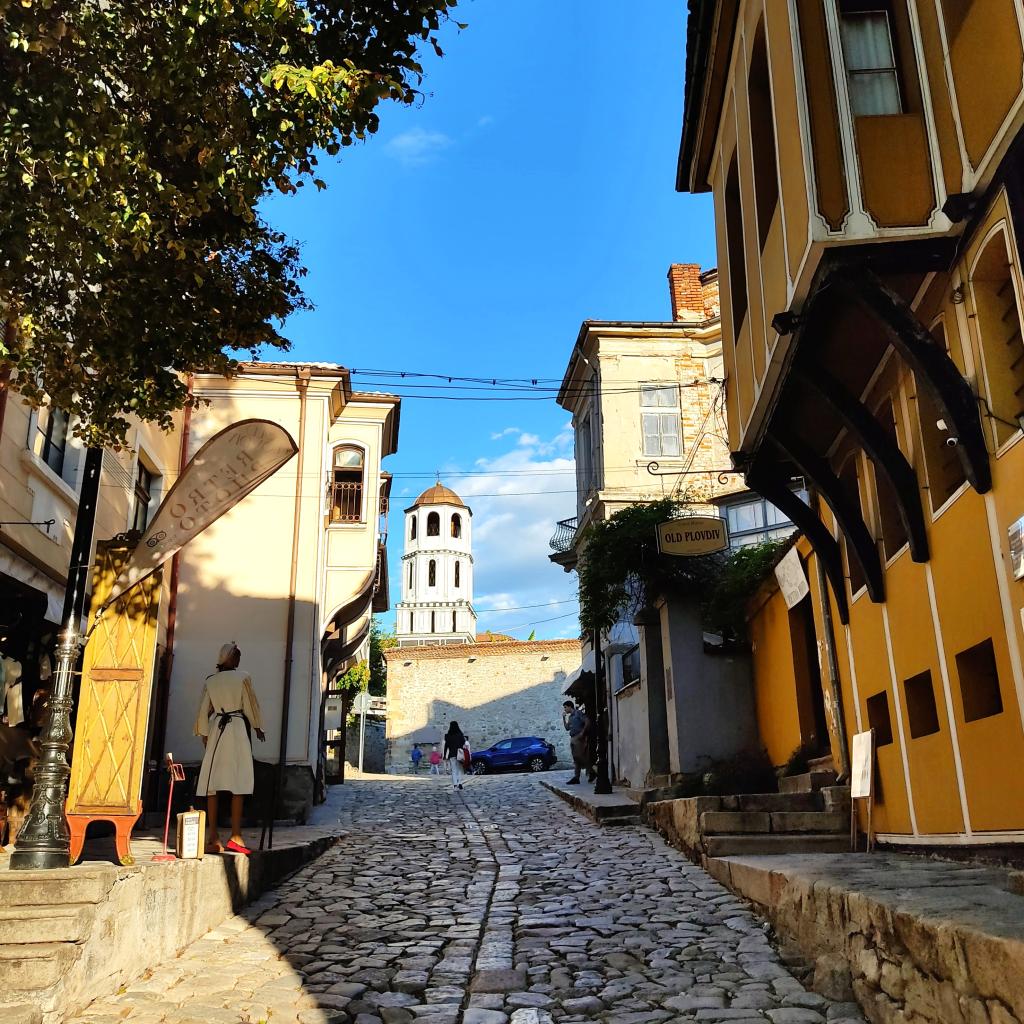 InTravel - Bulgarian helmiä; vuoristokylä Bansko ja historiallinen Plovdiv Streetview in Plovdiv Old Town | Plovdiv, Bulgaria | InTravel blogi