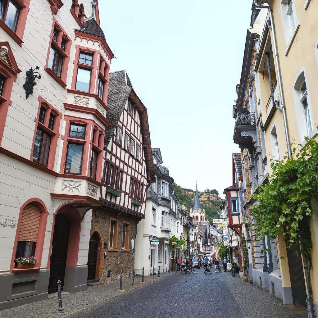 InTravel - Dijonin kautta Alsaceen ja halki Saksan kohti pohjoista Street view in Bacharach, Germany | Road trip halki Saksan ja Ranskan | InTravel