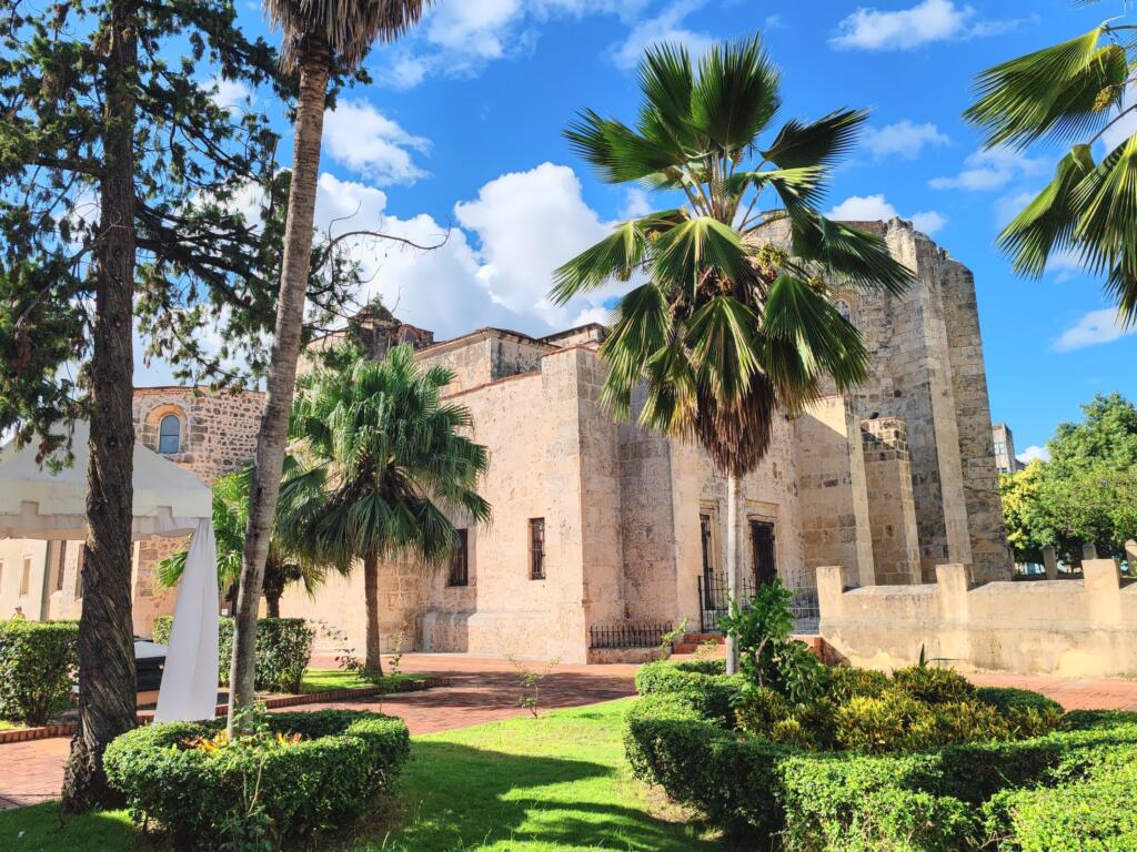 Catedral de Nuestra Señora de la Encarnación | Santo Domingon hurmaava Ciudad Cononial | InTravel blogi