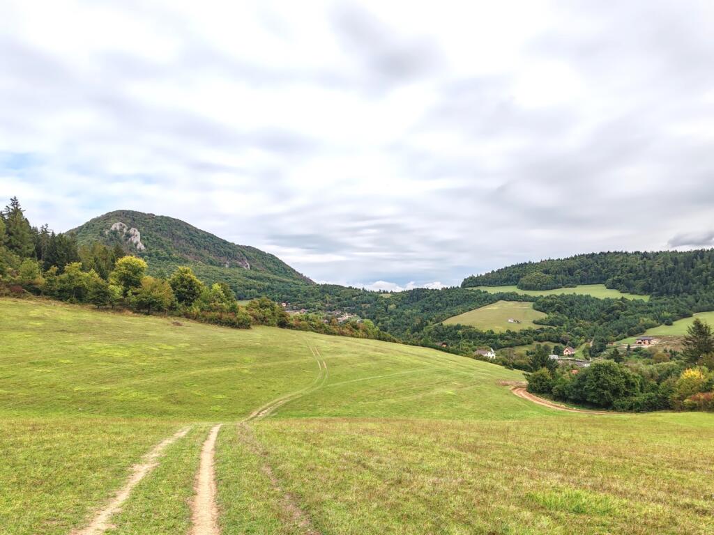 Lenkkimaisema Slovakiassa | InTravel