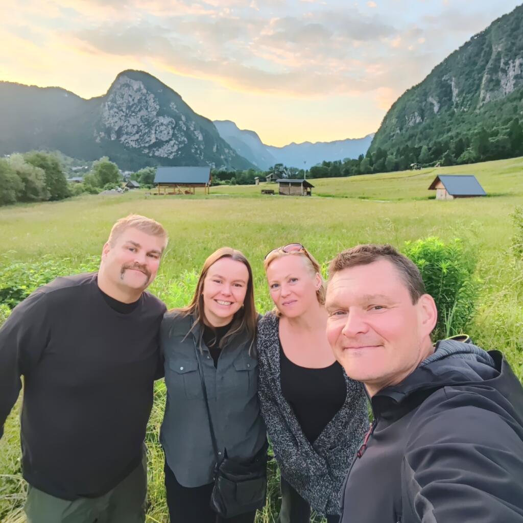 Kaveritapaaminen Bonhinjilla Sloveniassa | InTravel