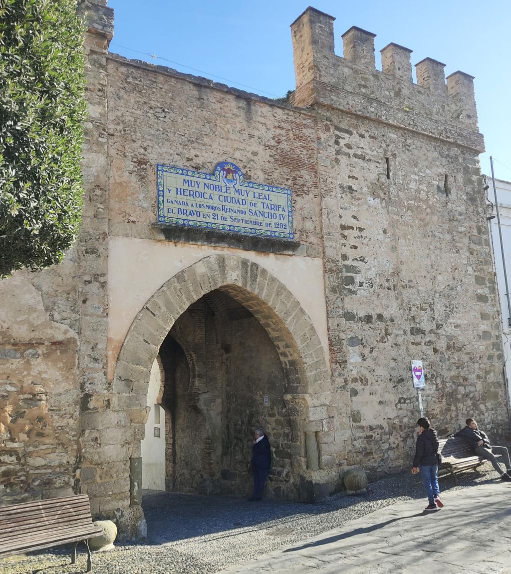 InTravel - Kevätkuulumisia ja alkuvuoden kootut reissutarinat Puerta de Jerez, Tarifa | InTravel blogi