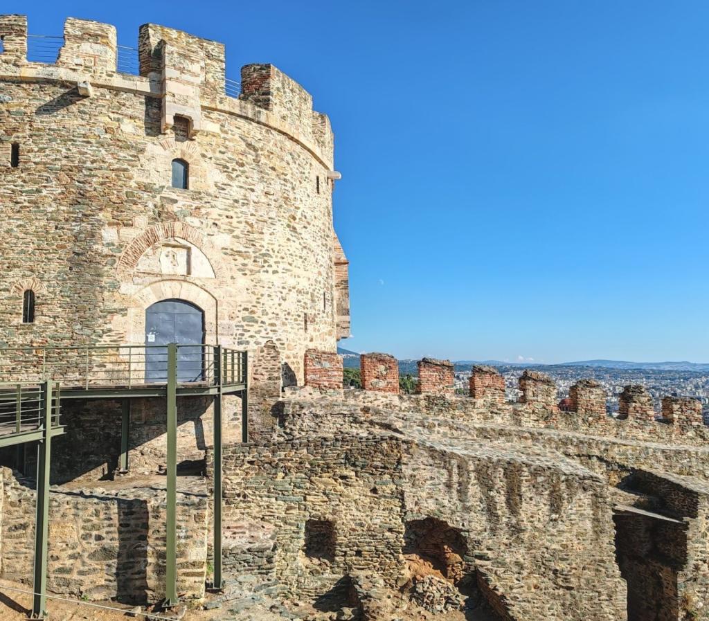 InTravel - Saaritunnelmaa Korfulla ja lemmikkivahtina Thessalonikissa Kreikassa Trigonion Tower, Thessaloniki | Autolla Euroopassa: Korfu ja Thessaloniki Kreikassa | InTravel