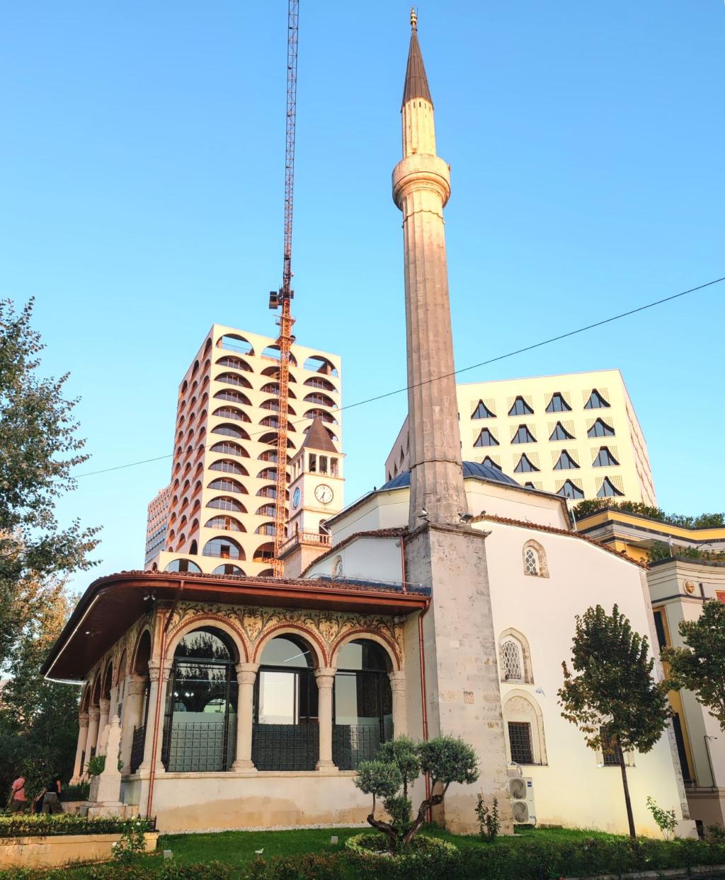 Et'hem Bej moskeija ja kellotorni, Tirana | Albania: Kruja, Tirana ja rannikkoa | InTravel