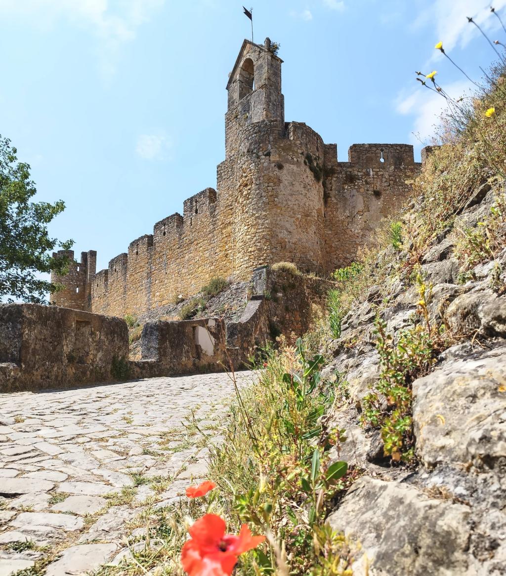 Temppeliritareiden linna Tomarissa | Road trip Portugalissa: Rannikkomaisemia, Tomar ja Coimbra | InTravel