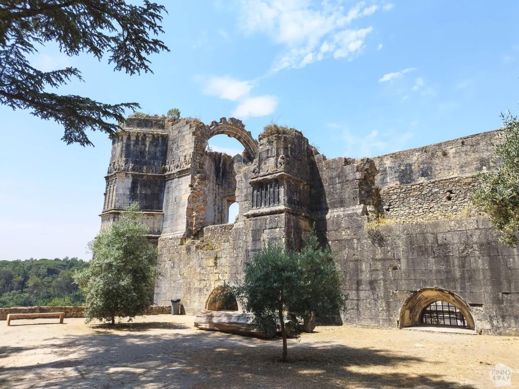 Temppeliritareiden linna Tomarissa | Road trip Portugalissa: Rannikkomaisemia, Tomar ja Coimbra | InTravel