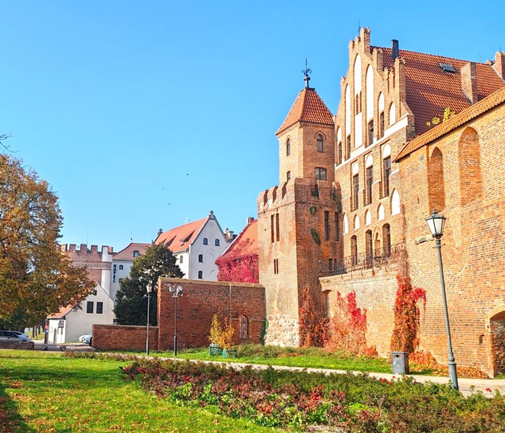 InTravel - Road trip Keski-Euroopassa - Varsova, Torun, Berliini, Alsace Torun, Puola | Automatkailua Euroopassa | InTravel