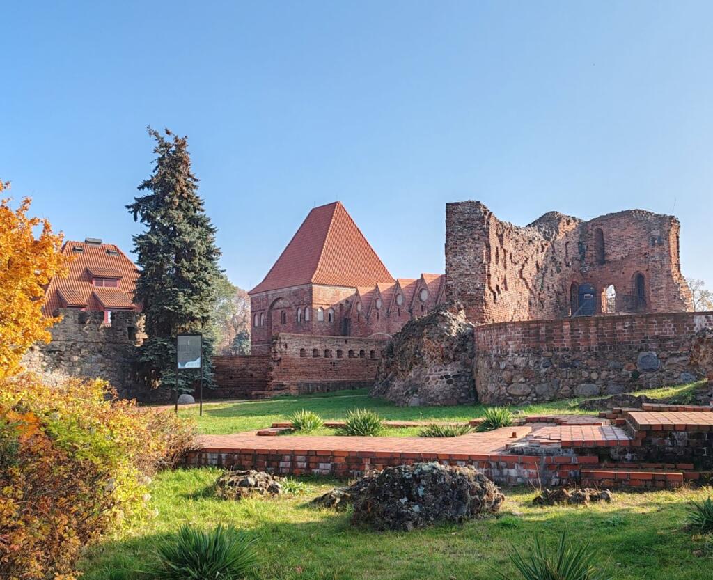 InTravel - Road trip Keski-Euroopassa - Varsova, Torun, Berliini, Alsace Linnanrauniot Torunissa Puolassa | Automatkailua Euroopassa | InTravel