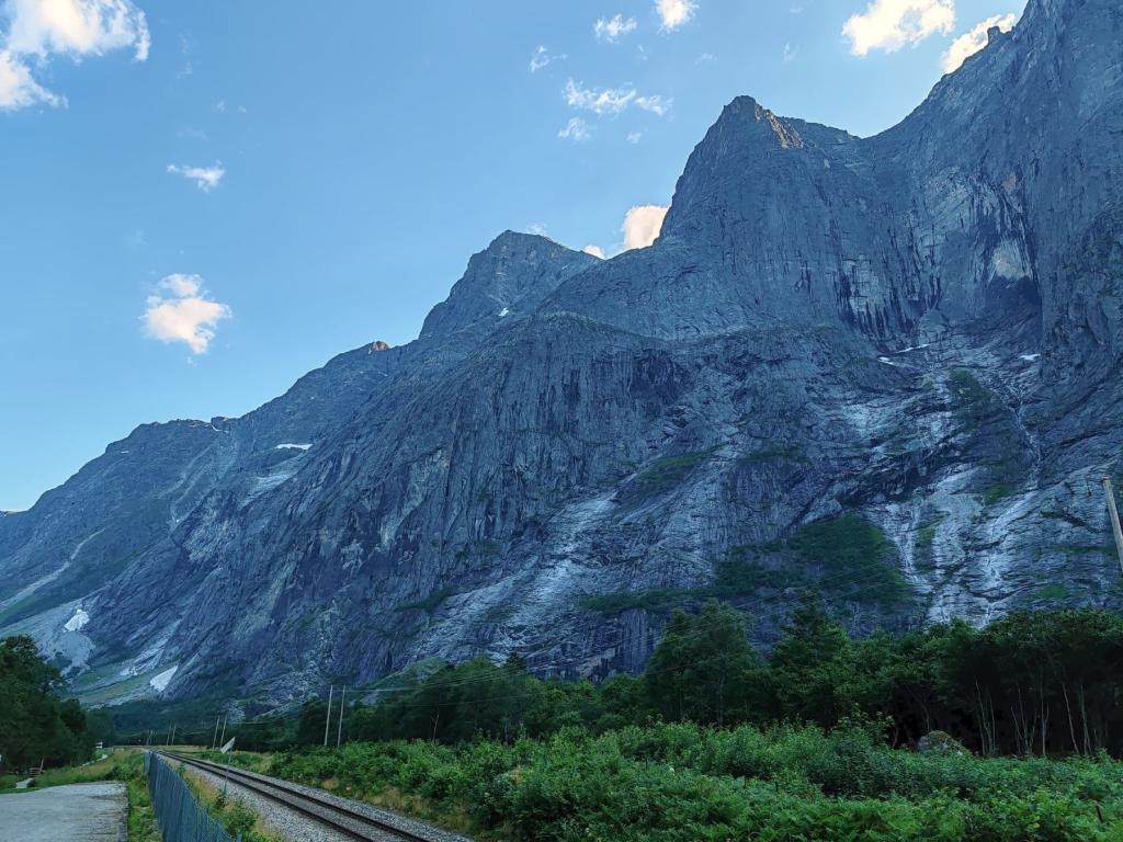 Trollveggen | Norja | Autolla Euroopassa: Ranskasta Suomeen Norjan kautta | InTravel