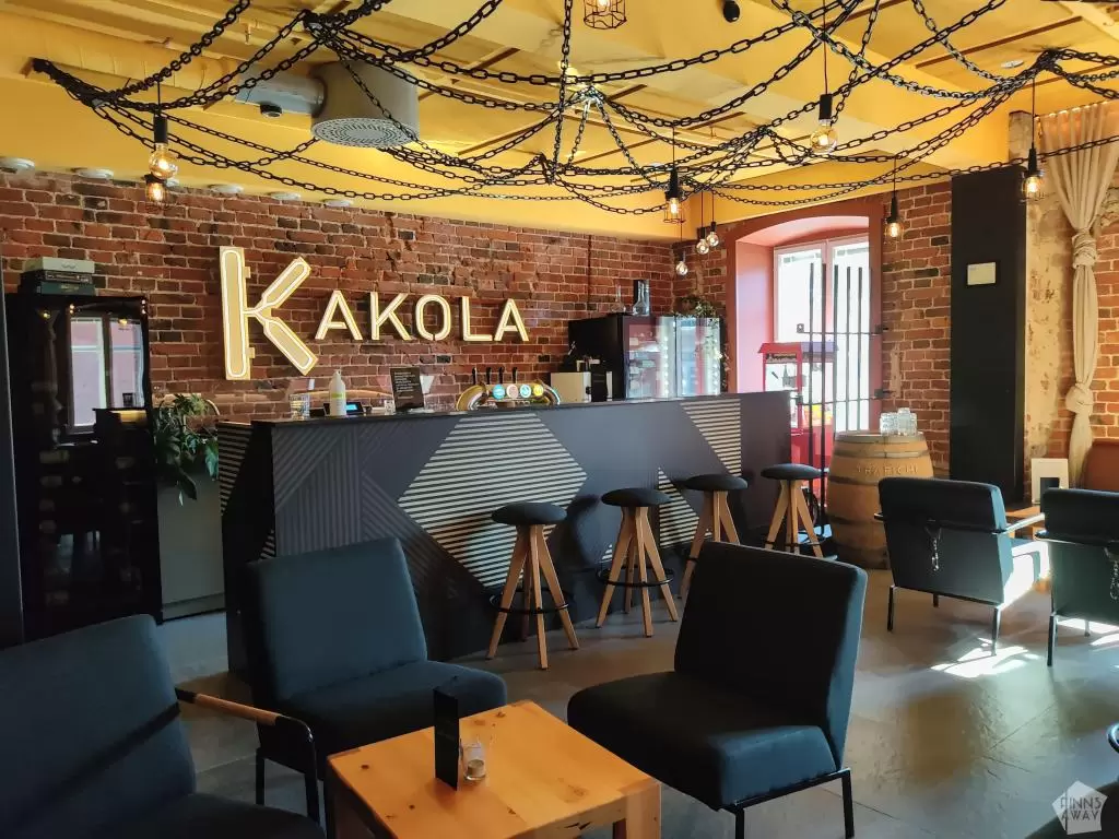 Viinitupa Hilarius Hotel Kakolassa | Kakolanmäki, Hotel Kakola ja Turun linna | InTravel blogi