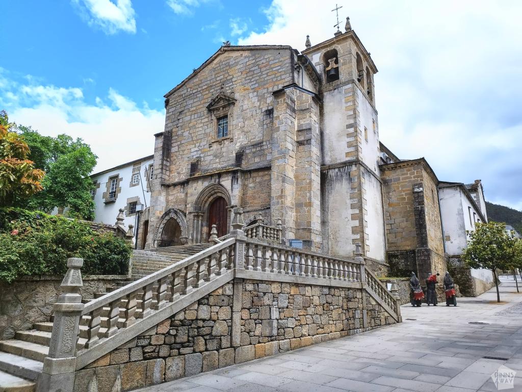 InTravel - Luoteis-Espanjan hurmaa rannikkomaisemilla, vehreydellä ja historiallisilla kaupungeilla Igrexa de San Francisco church in Viveiro, Galicia, Spain