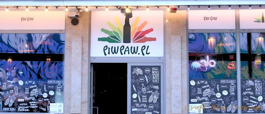 InTravel - Koronapäiväkirjat: Varsova ja paluu Ranskan Alsaceen heinäkuussa 2020 Piw Paw craft beer pub Varsova | InTravel blogi