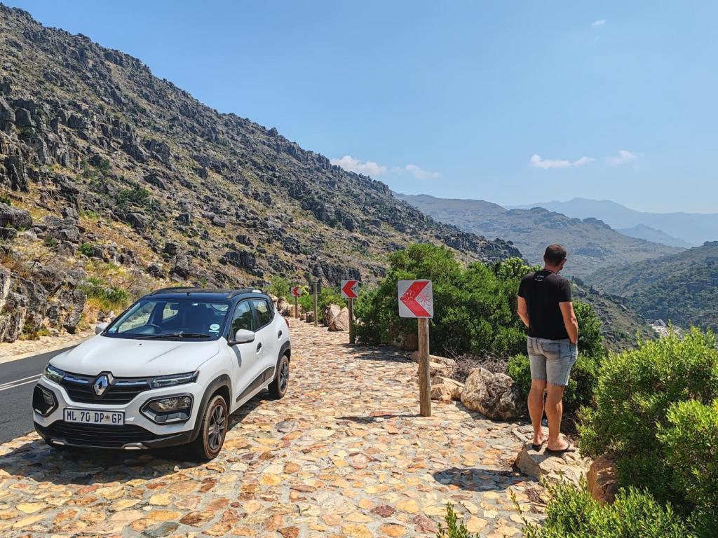 InTravel - Automatkalla Etelä-Afrikassa - rantoja, kansallispuistoja ja maisemateitä Bainskloof Pass maisematie Länsi-Kapissa | Vuokra-autolla Etelä-Afrikassa | InTravel blogi